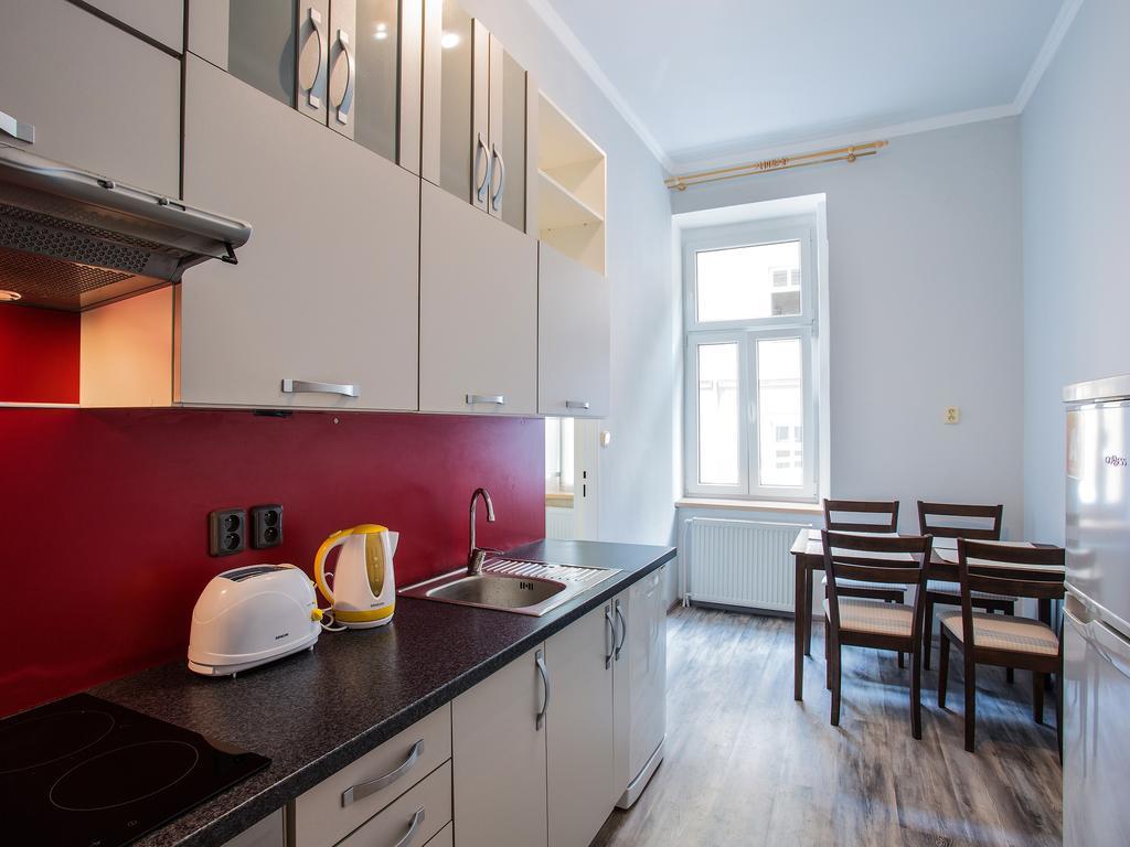 Lyra Apartments Karlovy Vary Quarto foto