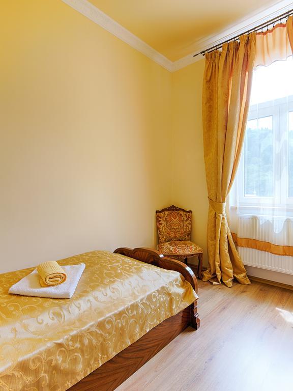 Lyra Apartments Karlovy Vary Quarto foto