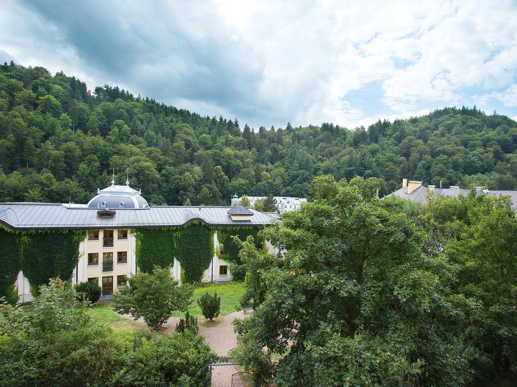 Lyra Apartments Karlovy Vary Quarto foto